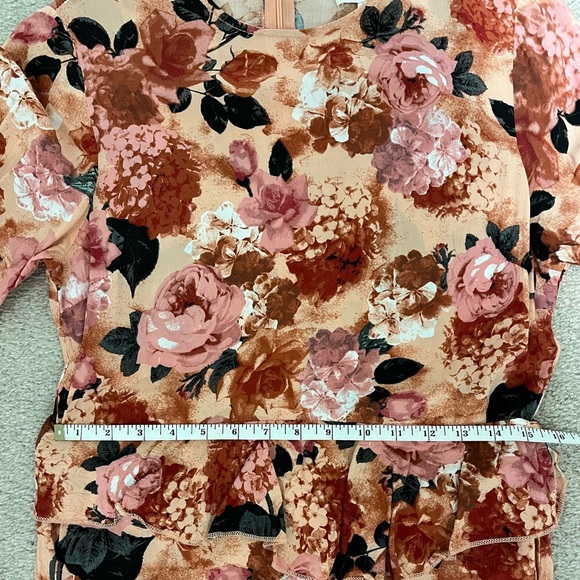 Tiered Floral Maxi Dress - Picture 10 of 10